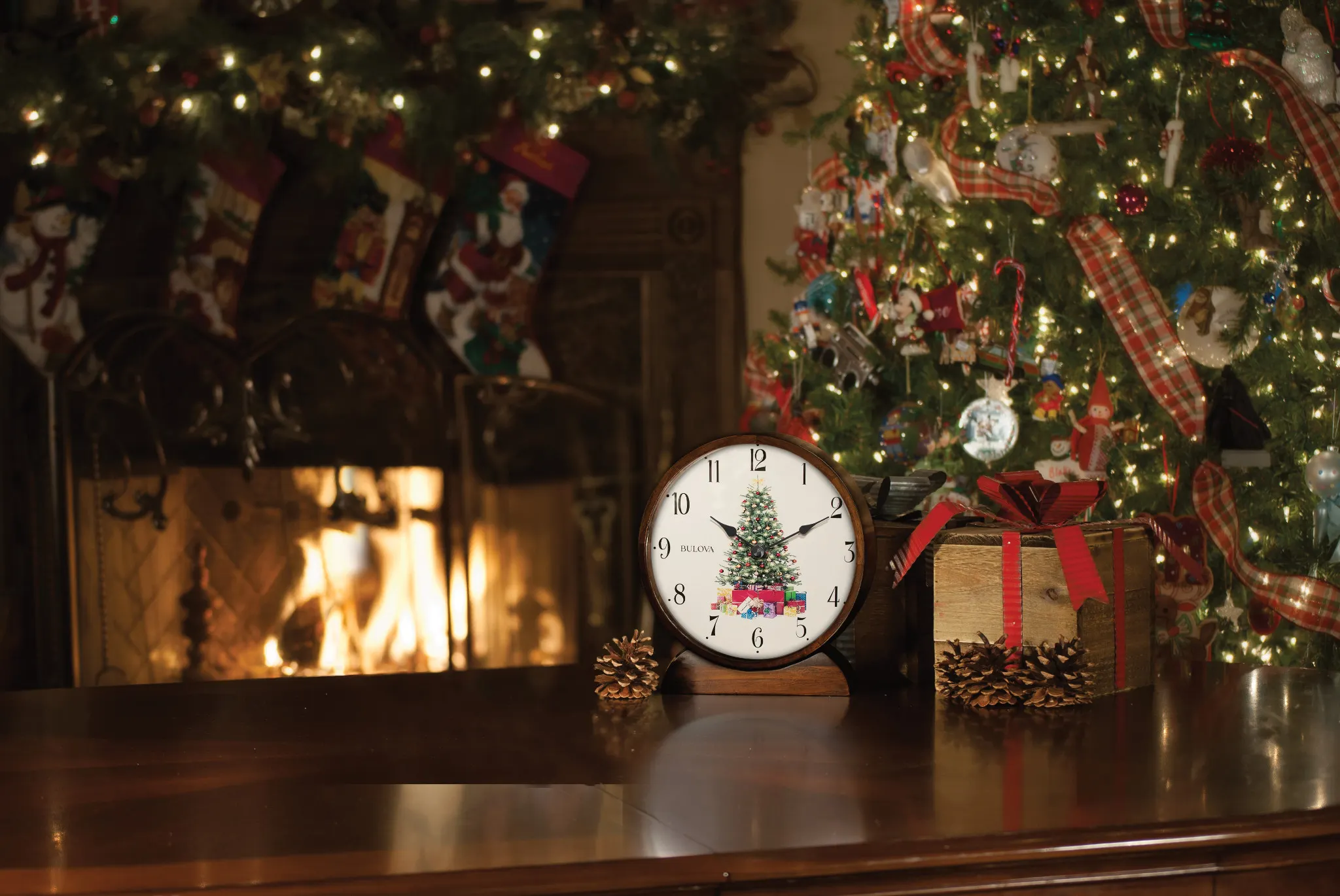 ヴィンテージ　サンタクロース 壁掛け時計 It's Christmas Time 30cm レコード盤 壁掛け時計 ピーター・パン Peter Pan 妖精